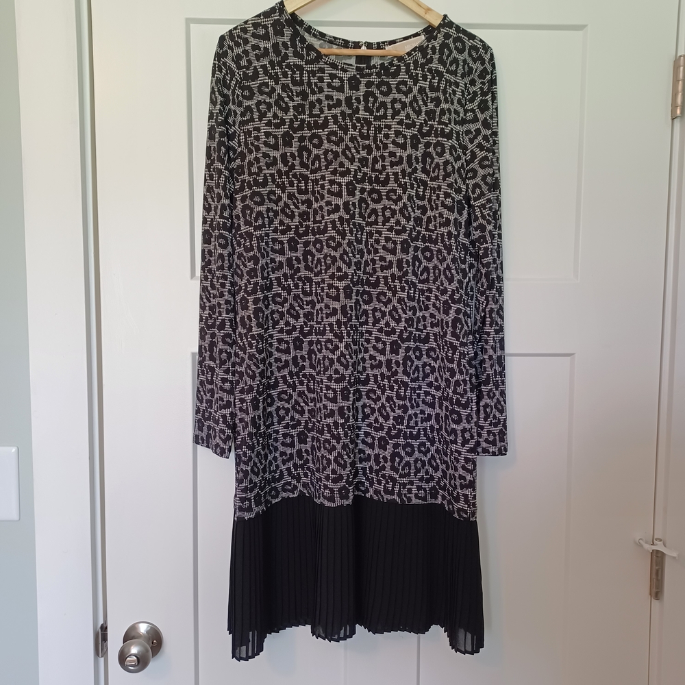 Michael Kors Leopard Print Black And White Dress